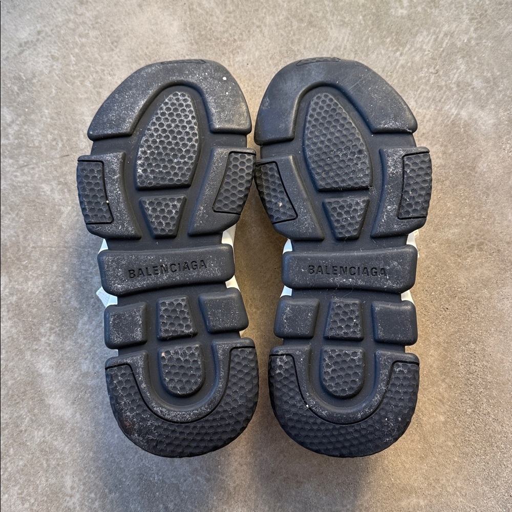 Balenciaga White Sock Sneakers - Picture 6 of 8